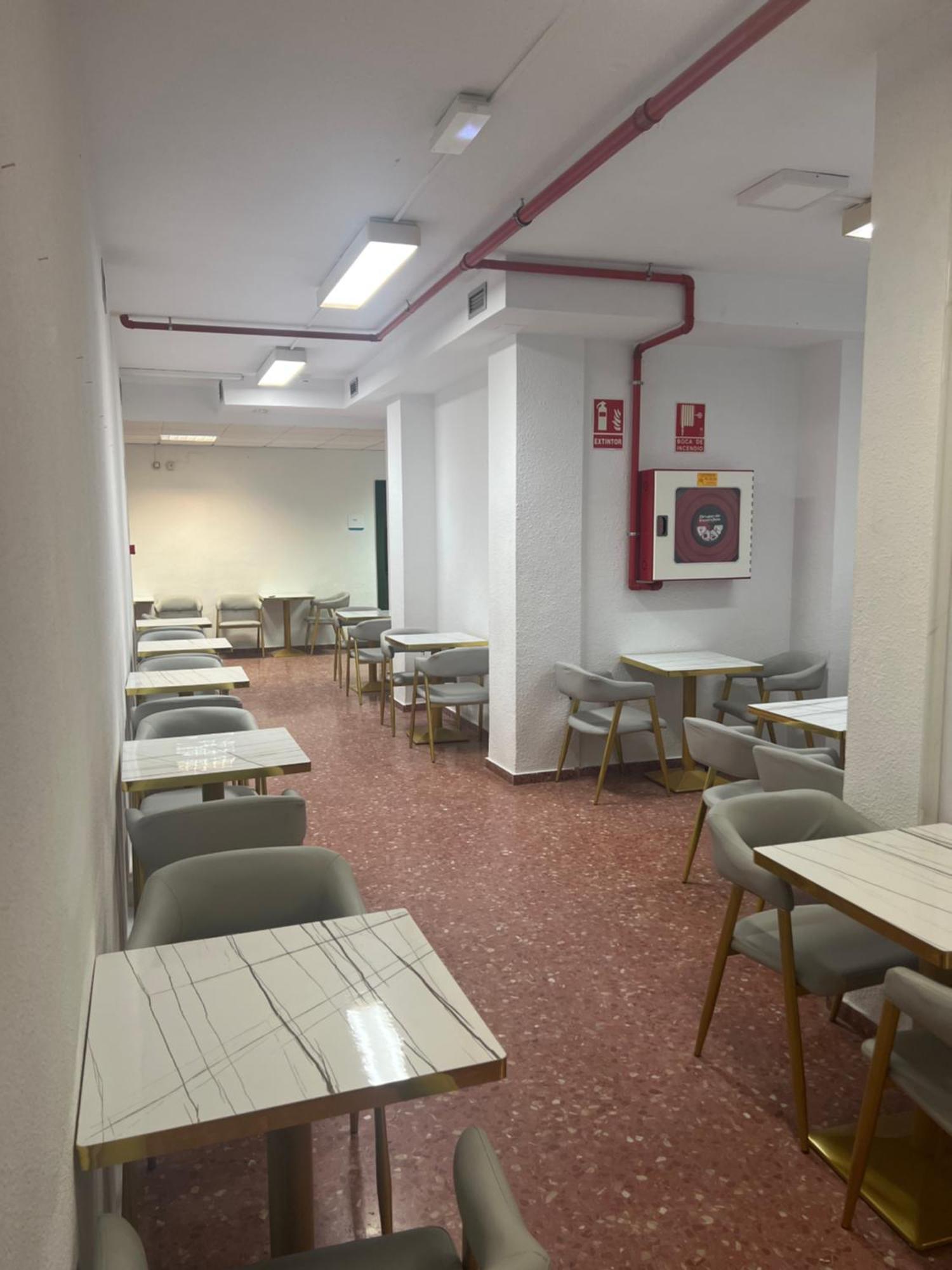 Just Hostel Capsules 阿利坎特 外观 照片